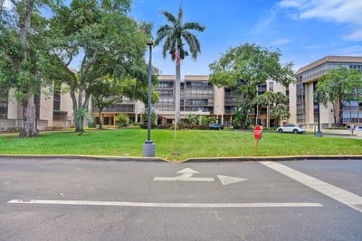 /international/us/2800-n-46th-avenue-hollywood-fl-110107754923/