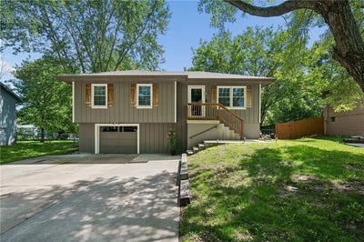 /international/us/1506-hawthorn-circle-pleasant-hill-mo-110108719466/