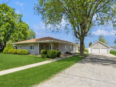 /international/us/203-w-franklin-street-new-sharon-ia-110099372350/