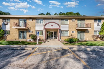 /international/us/5740-concord-lane-clarendon-hills-il-110106821492/