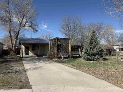 /international/us/502-s-9th-street-thermopolis-wy-110106818425/