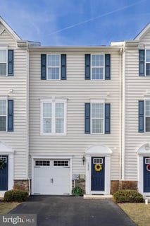/international/us/1872-thistle-court-downingtown-pa-110108610998/