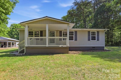 /international/us/136-woodridge-lane-mooresville-nc-110107584990/