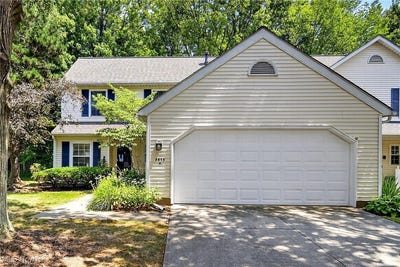 /international/us/5815-pineview-lane-willoughby-oh-110101065483/