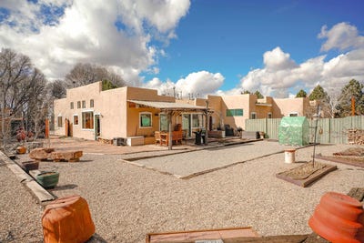 /international/us/525-la-lomita-taos-nm-110105836022/