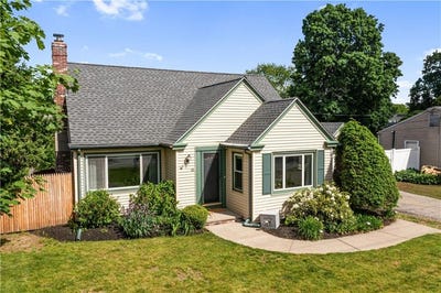 /international/us/45-forbes-street-east-providence-ri-110108640247/