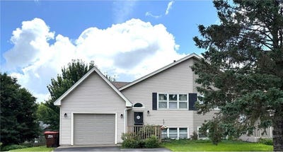 /international/us/2851-hillvale-court-oakdale-mn-110101192699/
