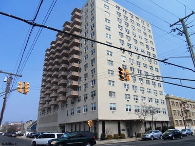 /international/us/3817-ventnor-ave-atlantic-city-nj-110108466909/