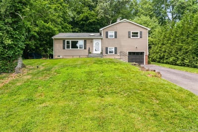 /international/us/17-ridge-road-cortlandt-manor-ny-110109475182/