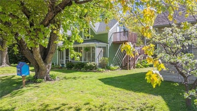 /international/us/1122-1st-street-hudson-wi-110108025645/