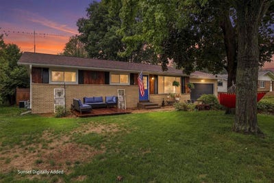 /international/us/3324-lindbergh-avenue-stevens-point-wi-110119958207/