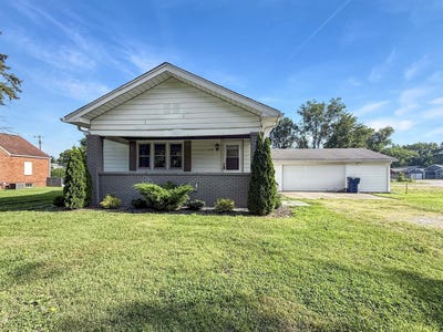 /international/us/2908-college-ave-terre-haute-in-110108586077/
