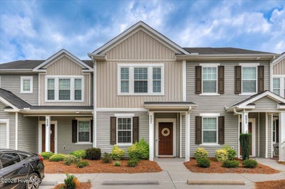 /international/us/697-aberdeen-circle-grovetown-ga-110109387045/