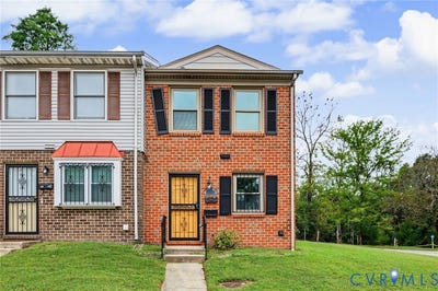 /international/us/2380-hill-street-petersburg-va-110110338308/