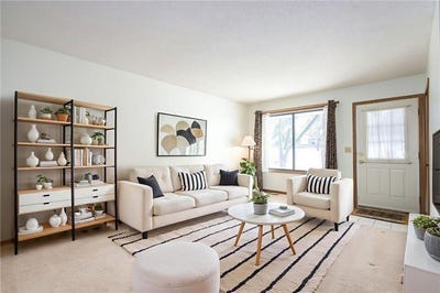 /international/us/7630-13th-street-n-oakdale-mn-110108030417/