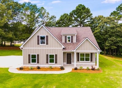 /international/us/10-avery-road-roopville-ga-110099093390/