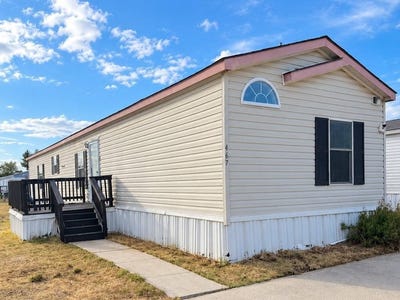 /international/us/5301-e-mckinney-st-denton-tx-110110361680/
