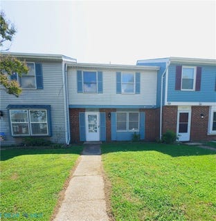 /international/us/1337-peabody-drive-hampton-va-110109993503/