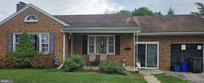 /international/us/15-n-queen-street-dover-pa-110108427536/