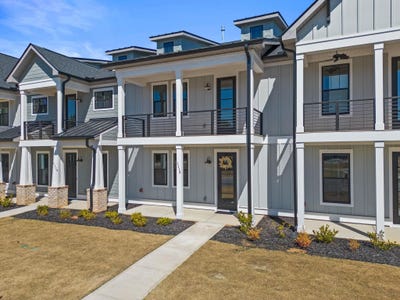 /international/us/1113-syrah-lane-duncan-sc-110105270941/