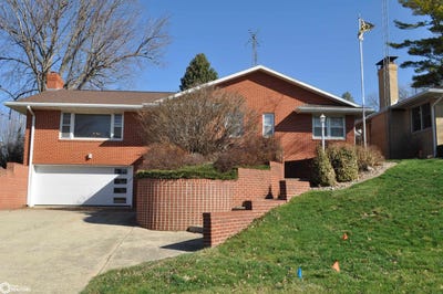 /international/us/636-17th-street-carroll-ia-110106759386/