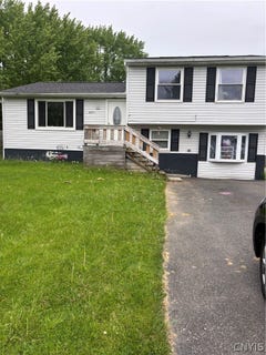 /international/us/8073-pickett-lane-cicero-ny-110108490710/