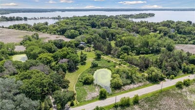 /international/us/940-brown-road-s-orono-mn-110108751988/