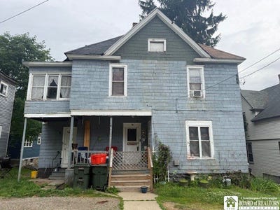 /international/us/51-e-cowden-place-jamestown-ny-110108802925/