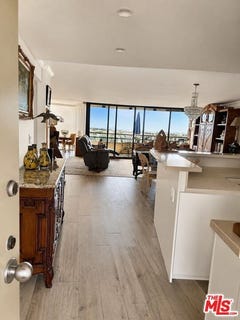 /international/us/4314-marina-city-dr-marina-del-rey-ca-110108503612/