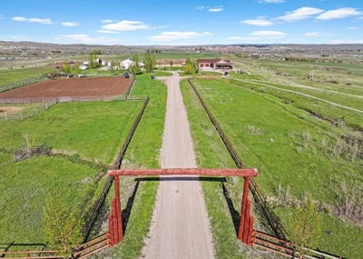 /international/us/830-longview-ln-lander-wy-110107029371/