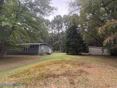/international/us/1822-potato-neck-road-port-haywood-va-110110304957/