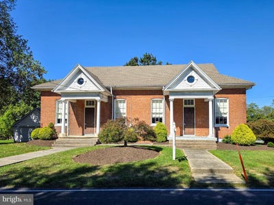 /international/us/171-east-avenue-greencastle-pa-110102561183/