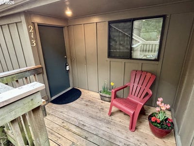 /international/us/213-trailside-loop-eugene-or-110107395787/