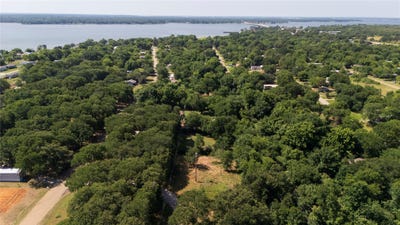 /international/us/christi-dale-circle-gun-barrel-city-tx-110108427244/
