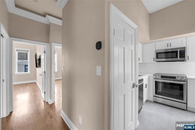 /international/us/6816-bellevue-avenue-guttenberg-nj-110108198688/