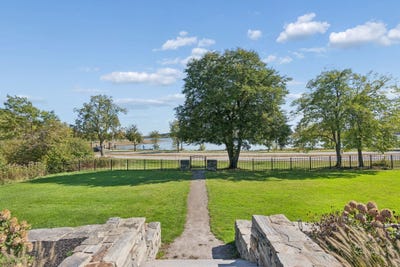 /international/us/32-back-cove-estates-portland-me-110120580221/