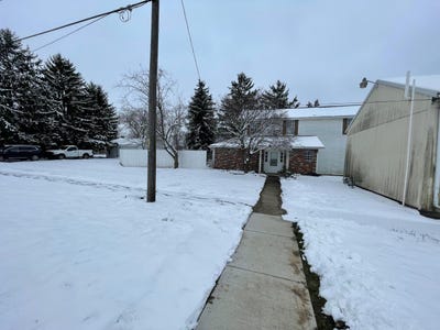 /international/us/5002-s-walnut-street-south-bloomfield-oh-110104051920/