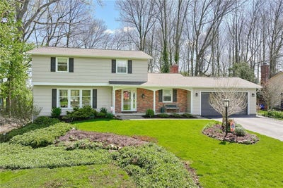 /international/us/102-jackson-road-private-dr-extension-penfield-ny-110107952893/