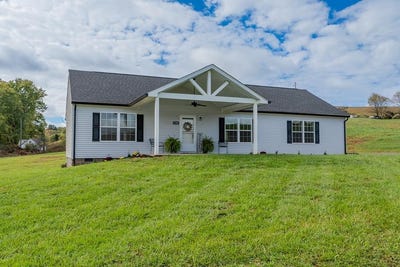 /international/us/128-long-meadows-lane-max-meadows-va-110109216385/