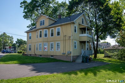/international/us/333-e-center-street-manchester-ct-110108387335/