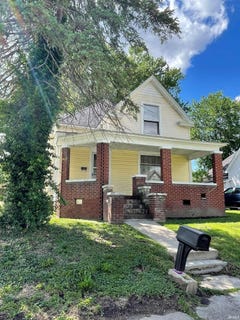 /international/us/223-s-lawton-street-jasonville-in-110107965348/