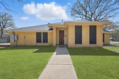 /international/us/3620-red-oak-drive-corinth-tx-110098352023/