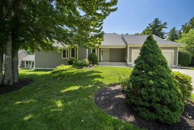 /international/us/16-spyglass-point-circle-bedford-nh-110109242812/