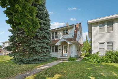 /international/us/1609-blaine-ave-racine-wi-110100984941/