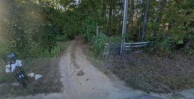 /international/us/2111-smokey-newnan-ga-110108474795/