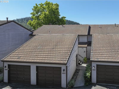 /international/us/12173-se-104th-ct-happy-valley-or-110101005104/