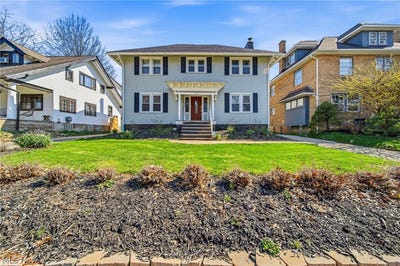 /international/us/3014-euclid-heights-boulevard-cleveland-heights-oh-110106256710/