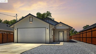 /international/us/18170-7th-ave-jamestown-ca-110099767631/