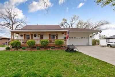 /international/us/530-s-4th-street-le-sueur-mn-110107938404/