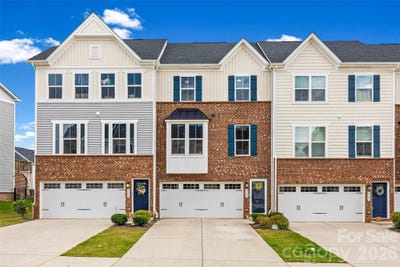 /international/us/2605-grantham-place-drive-fort-mill-sc-110108572590/